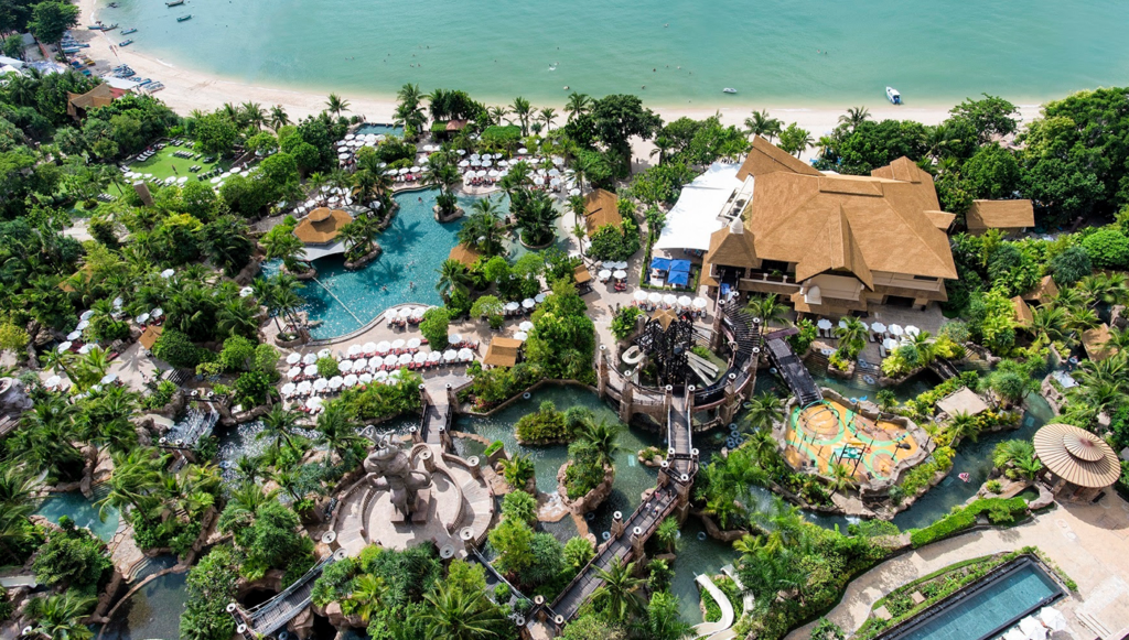 Lost World-themed Centara Grand Mirage Beach Resort Pattaya