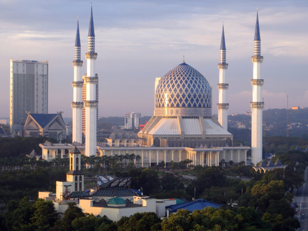 Sultan Salahuddin Abdul Aziz Shah Mosque in Selangor